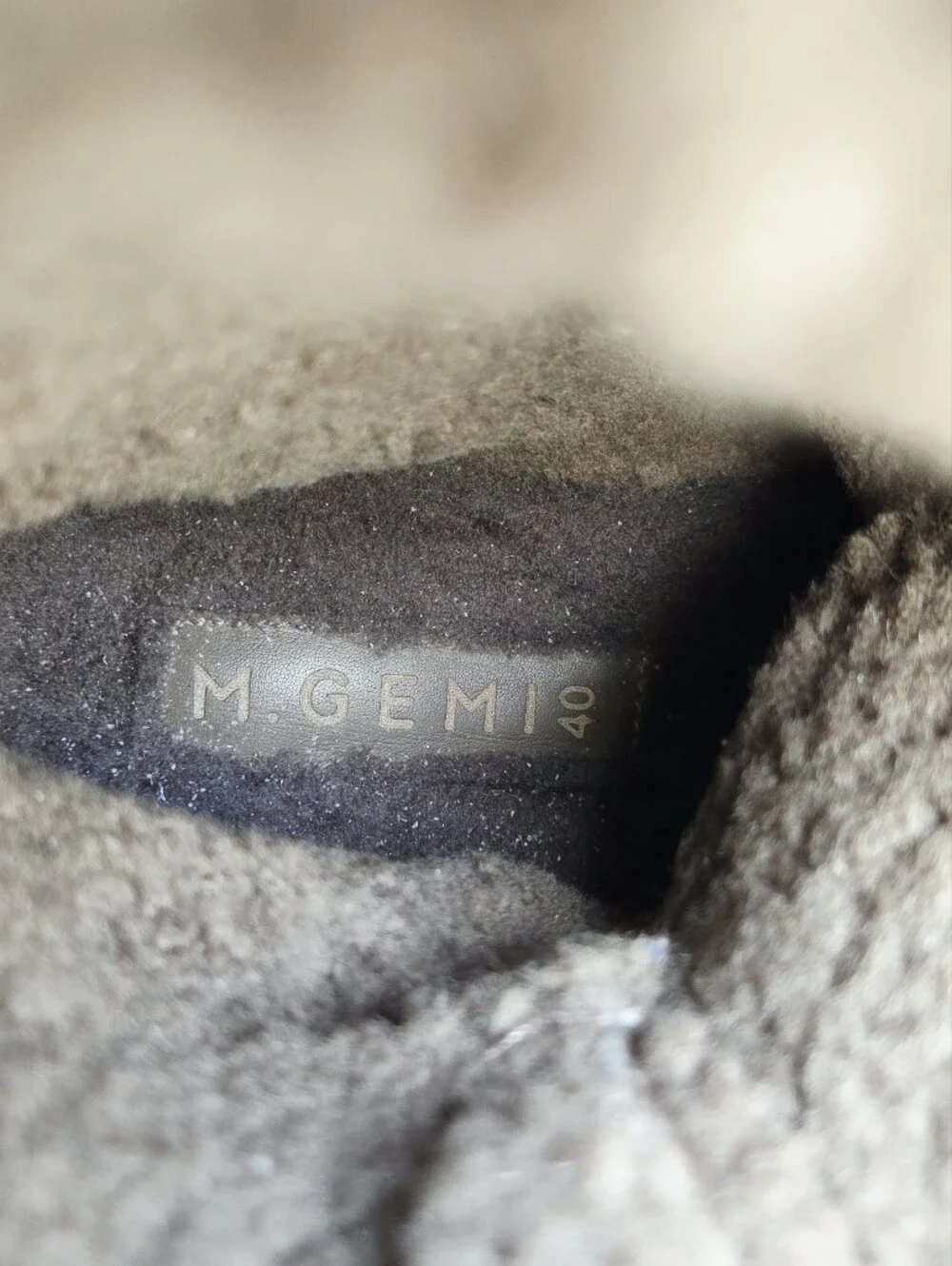 M. Gemi The Fredda Shearling Taupe Grey Winter Boots Size 40